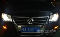 老款大众迈腾 车灯改装原厂小糸Q5双光透镜、全新商包飞利浦D1S灯泡、法雷奥安定器
