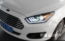 福特福睿斯 车灯改装野马款龙鼎大灯总成、改装雪莱特D2H 6000k灯泡