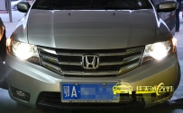 本田锋范 车灯改装Q5原装小糸双光透镜、全新进口飞利浦D3S氙气灯泡、奥迪款华科安定器