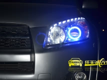 丰田RAV4 改装Q5双光透镜、蓝色光导天使眼、韩版泪眼